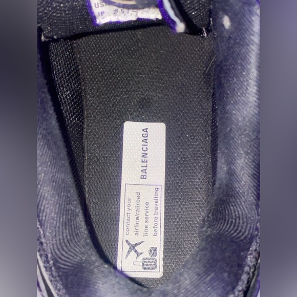 COPY - Balenciaga triple S LED - Picture 5 of 6